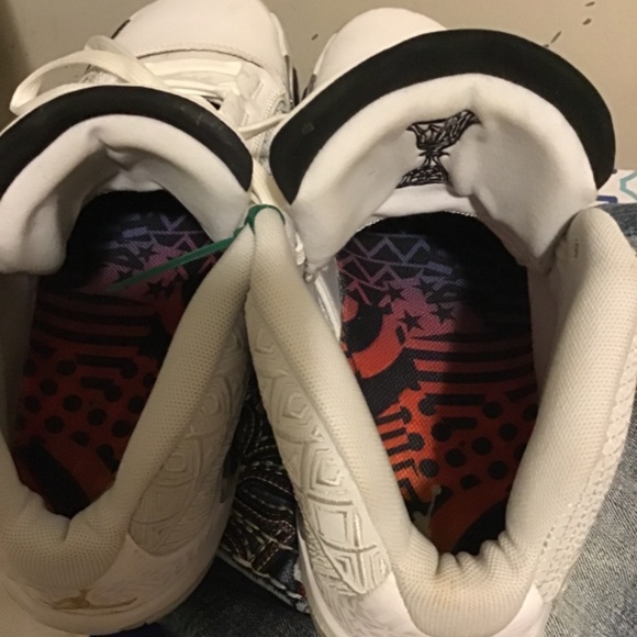 🔥 Air Jordan, 38 Fiba super condition, great price, see pics. Size 10.5 - Picture 4 of 7